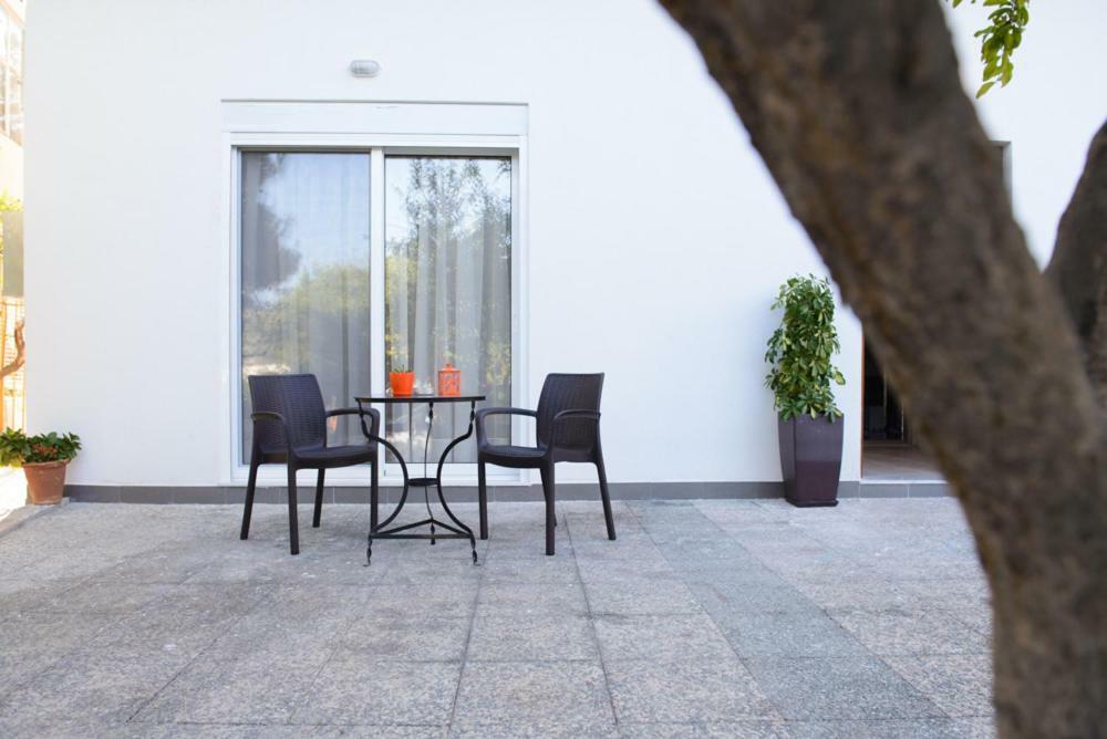 Beautiful House In Alimos Near To The Beach And Metro Athena Bagian luar foto