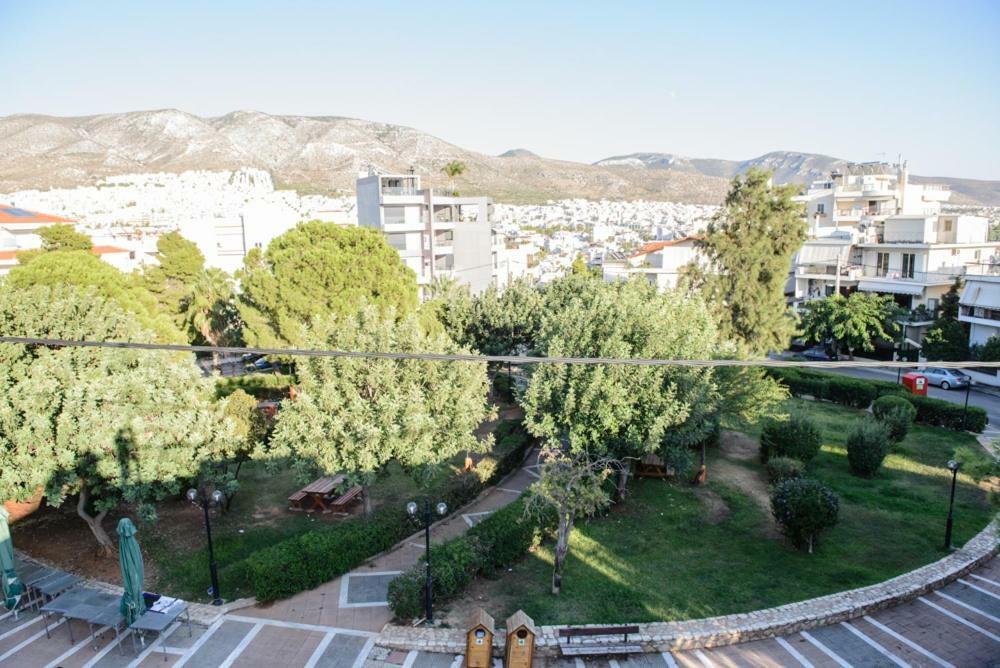 Beautiful House In Alimos Near To The Beach And Metro Athena Bagian luar foto